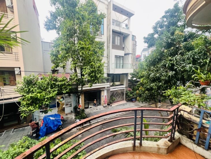 ????PHÂN LÔ – VỈA HÈ, Ô TÔ TRÁNH ĐỖ – NHÀ 2 THOÁNG CÓ GIẾNG TRỜI, CÓ THỂ LẮP THANG MÁY – KD, LÀM