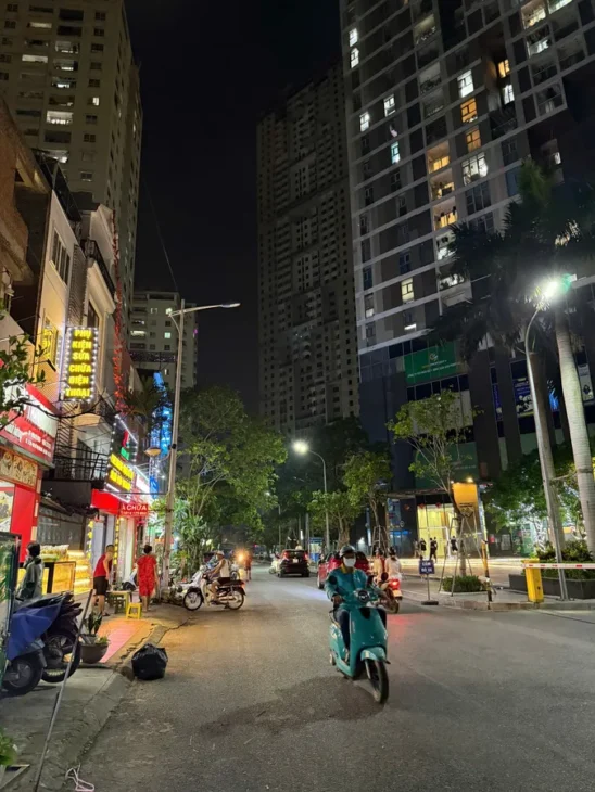 Lê Hồng Phong, Quang Trung, Hà Đông, giáp chợ hà đông, cảnh sát biển, an ninh cực tốt, buôn bán