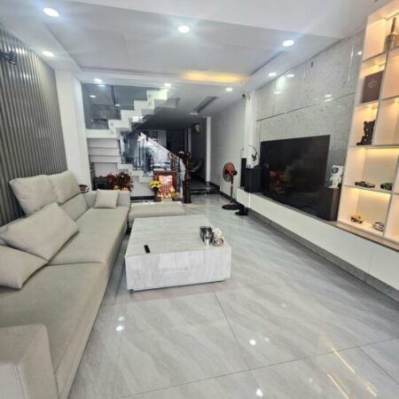 Bán nhà Hẻm 4m ngay Trần Hưng Đạo, Quận 5, 68m2 (4×17) 5 tầng 6PN full nội thất, Giảm 300 triệu