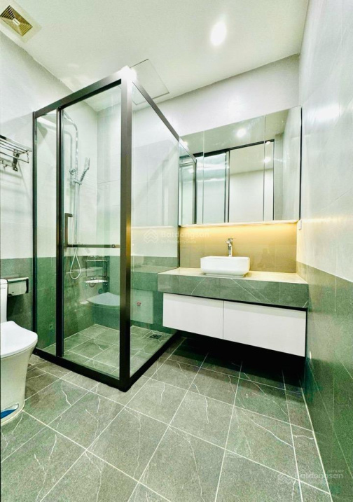 Nhà Kim Giang, DT 46m2 x 5T, giá 7.85 tỷ, ở luôn, ngõ to, nhà đẹp, SĐCC