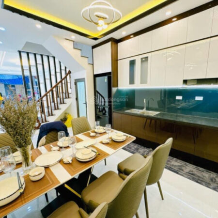 Bán nhà Đại Từ – Hoàng Mai, DT 50m2 x 5 tầng, giá 7.88 tỷ, ngõ to, thông thoáng