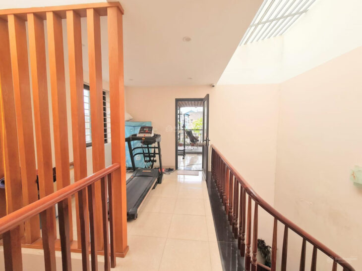 Nhà Kim Giang, DT 55m2 x 5T, giá 7.88 tỷ, ở luôn, ngõ to, nhà thoáng, đẹp, SĐCC