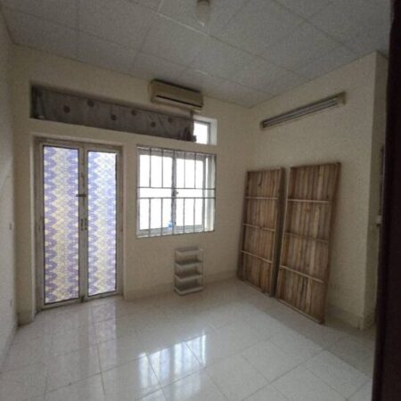 Bán nhà Đội Cấn, Ba Đình, ngõ 3 gác 63m2, 4 tầng, Mt 5.1m, chỉ 13 tỷ