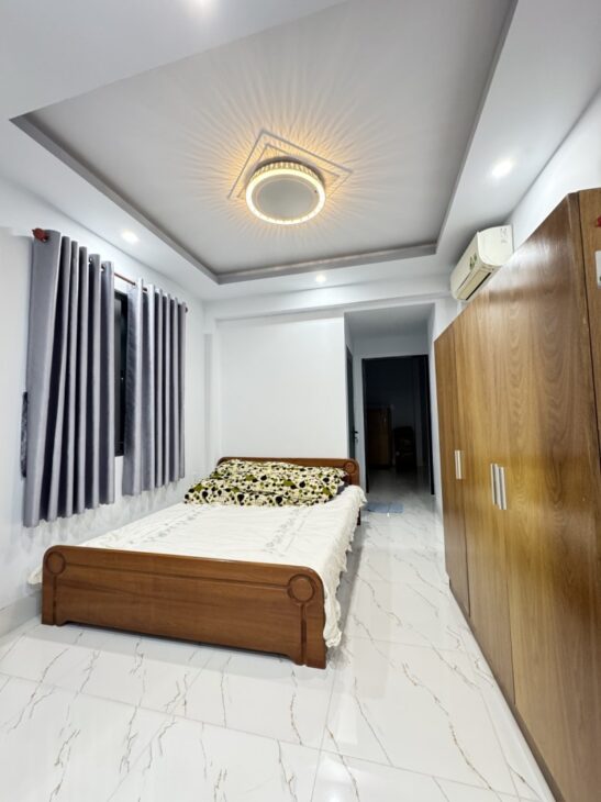 Bán nhà 72m², 4 tầng, 4PN, Linh Trung, Thủ Đức, 7.35 tỷ