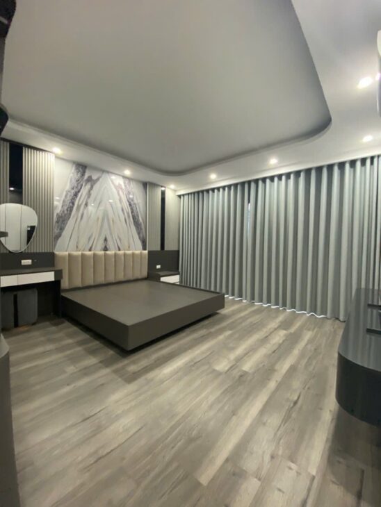 BÁN NHÀ ĐẸP HOA LÂM LONG BIÊN – HIẾM, ĐẸP, ĐẲNG CẤP, THANG MÁY ĐỜI MỚI – KINH DOANH ĐỈNH