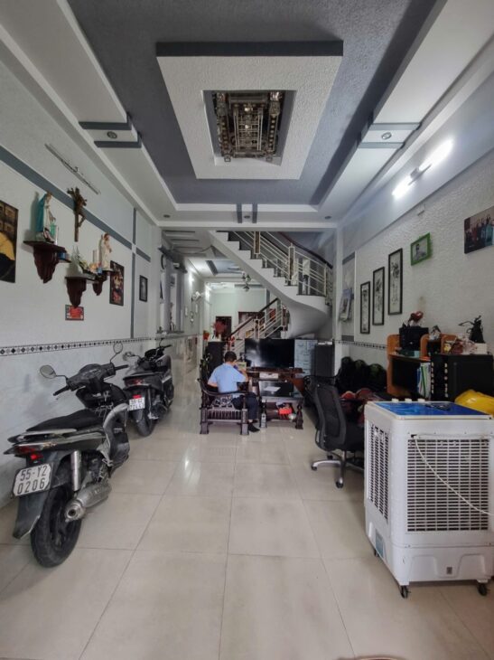 NHÀ MẶT TIỀN TTH9, QUẬN 12 – 2 TẦNG BTCT – 95M2 – GIÁ RẺ!