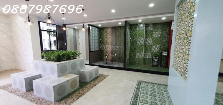 Cho thuê toà nhà đẹp 4 tầng mặt tiền Thích Quảng Đức – kinh doanh cực tốt