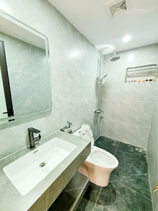 Bán nhà Đại Từ – DT 55m2 x 5 tầng, nhà đẹp, ở luôn, ngõ ôto, gần đường chính, giá 7.9 tỷ, SĐCC