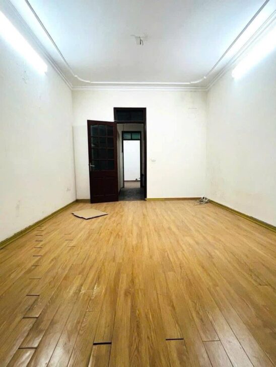 BÁN NHÀ PHÙNG CHÍ KIÊN CẦU GIẤY PHÂN LÔ QUÂN ĐỘI -KINH DOANH-Ô TÔ VÀO NHÀ 56M 17 TỶ