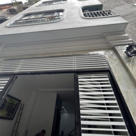 HIẾM, BÁN NHÀ CẦU DIỄN 33M2X5T, 70M Ô TÔ DỪNG ĐỖ, FULL ĐỒ, Ở NGAY, 5,5 TỶ