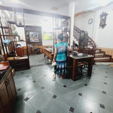 Bán nhà Trung Kính, Cầu Giấy, ngõ ô tô, lô góc 2 thoáng, 60m2, 4 tầng, Mt 5.7m, chỉ 19 tỷ