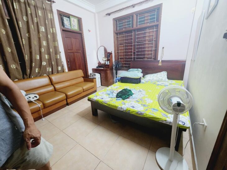 Bán nhà Trung Kính, Cầu Giấy, ngõ ô tô, lô góc 2 thoáng, 60m2, 4 tầng, Mt 5.7m, chỉ 19 tỷ
