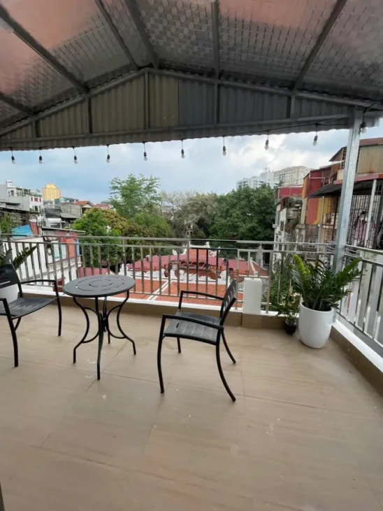 Cần Bán nhà La Thành 41m2 4 tầng, mặt tiền7m giá 8.6 tỷ Đống Đa Hà Nộiộ