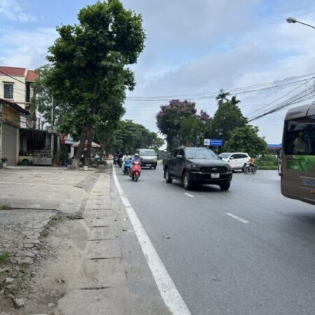 VỊ TRÍ ĐẸP – KHU VỰC TIỀM NĂNG – GẦN VIN CỔ LOA – SÁT QUỐC LỘ 3 – VỈA HÈ RỘNG – KHU DÂN TRÍ