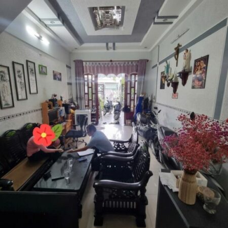 NHÀ MẶT TIỀN TTH9, QUẬN 12 – 2 TẦNG BTCT – 95M2 – GIÁ RẺ! NHÀ MẶT TIỀN TTH9, QUẬN 12 – 2 TẦNG BTCT – 95M2 – GIÁ RẺ!