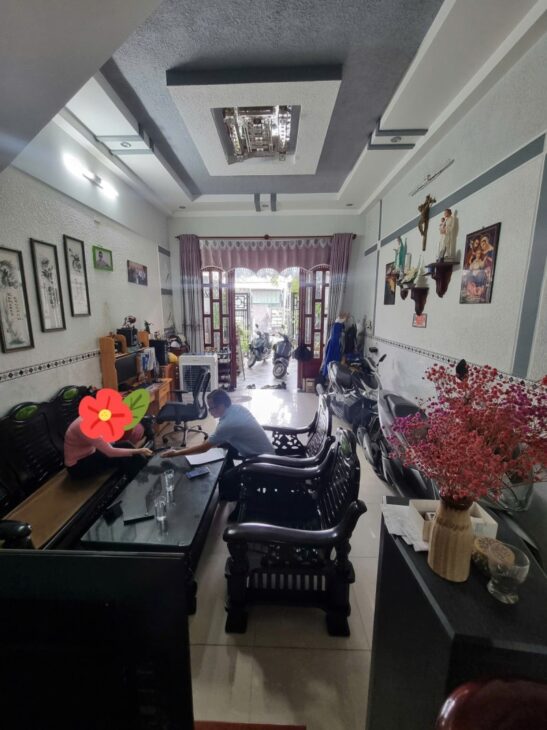 NHÀ MẶT TIỀN TTH9, QUẬN 12 – 2 TẦNG BTCT – 95M2 – GIÁ RẺ!