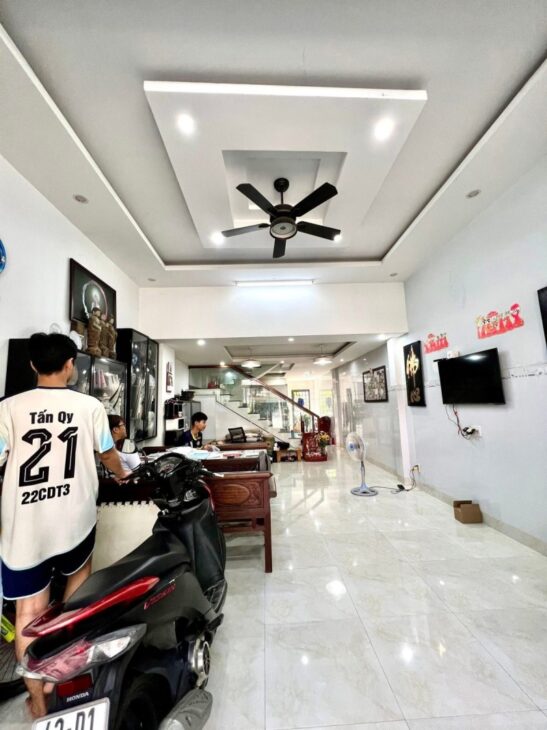 NHÀ MỚI 3 TẦNG HÒA MINH, LIÊN CHIỂU, 500M RA BIỂN, CHỈ 4,X TỶ TLCC