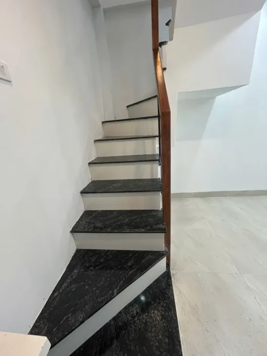 CẦN BÁN 1 CĂN NHÀ NHỎ KHÂM THIÊN- ĐỐNG ĐA. 5T, 4,8 TỶ