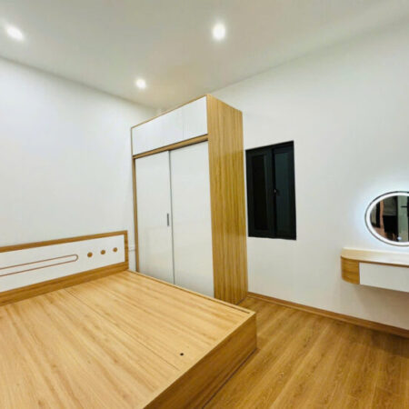 NHÀ KHƯƠNG TRUNG – 2 THOÁNG – NHÀ ĐẸP DT 34m2 6 tầng MT 3.6m Giá 8.85 tỷ