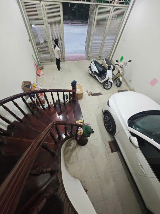 PHÂN LÔ QUAN NHÂN Ô TÔ TRÁNH – Diện Tích 61m2 4 tầng mặt tiền 5.5m Giá 24 tỷ