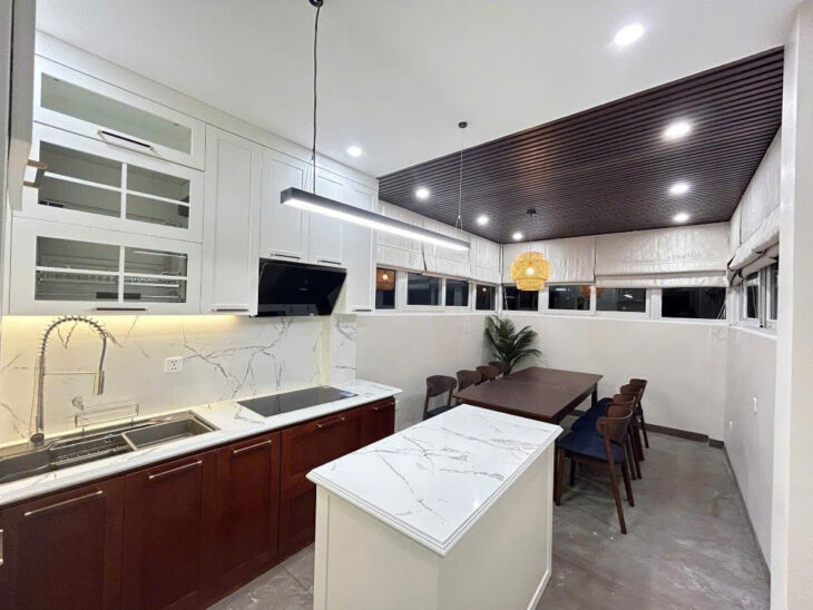 MP Hoa Bằng – Kinh Doanhi – Thang Máy – Gara Ô Tô DT 62m2 7 tầng MT 3.3m Giá 26.5 tỷ
