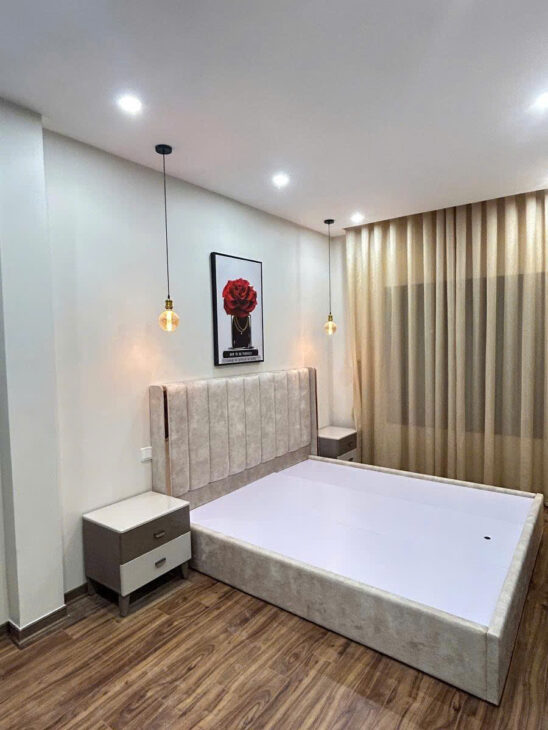 MP Hoa Bằng – Kinh Doanhi – Thang Máy – Gara Ô Tô DT 62m2 7 tầng MT 3.3m Giá 26.5 tỷ