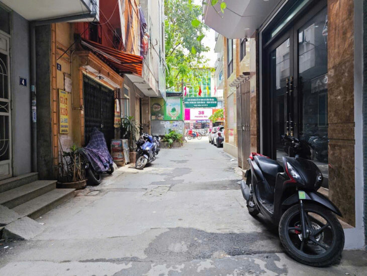 MẶT NGÕ Ô TÔ PHƯƠNG MAI – THOÁNG TRƯỚC SAU – 55m2 5 tầng mt 3.5m Giá 17.5 tỷ