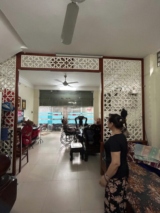 Bán Nhà Ngõ Quỳnh 37m2. 4 tầng. mặt tiền 5.1m. giá8.5 tỷ. Hai Bà Trưng Hà Nội