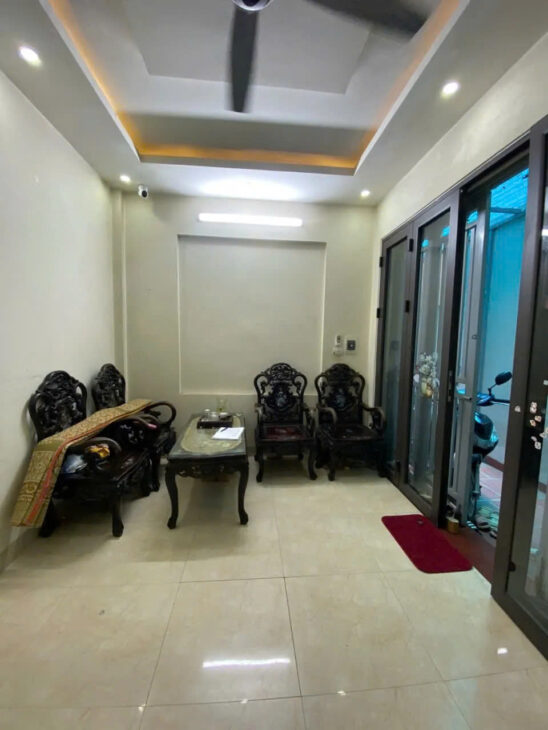 Bán Nhà Định Công Hạ 41m2. 5 tầng. mặt tiển 3.5m, giá đẹp 6,4 tỷ hoàng mai hà noi