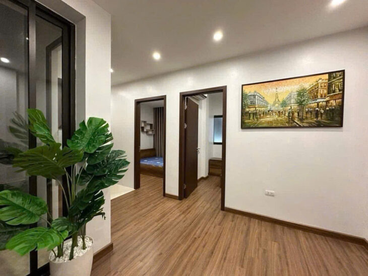 PL XUÂN THUỶ KINH DOANH, Ô TÔ ĐỖ CỬA. NGÕ THÔNG 42m2 7 tầng mt 5.9m Giá 15 tỷ