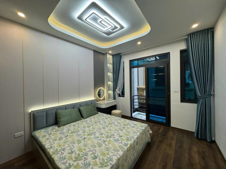 KHƯƠNG HẠ – NGÕ THÔNG 3 GÁC TRÁNH FULL NỘI THẤT 34m2 5 tầng mt 3.5m Giá 7.75 tỷ