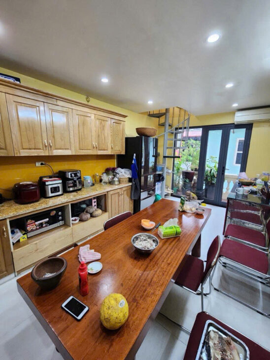 THÁI HÀ – TRUNG LIỆT – NGÕ ĐẸP – Diện Tích 49m2 5 tầng mặt tiền 3.3m Giá 13.2 tỷ