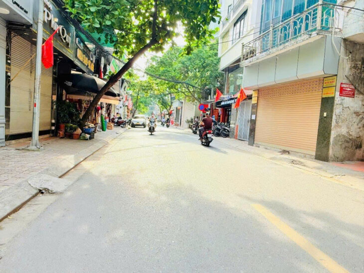 MẶT PHỐ NGUYỄN NGỌC NẠI – KINH DOANH ĐỈNH DT 45m2 4 tầng mặt tiền 3.9m Giá 20 tỷ