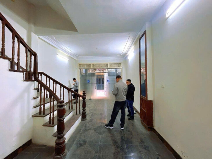 PL PHÙNG CHÍ KIÊN – Ô TÔ VÀO NHÀ KINH DOANH 56m2 4 tầng mặt tiền 4.3m Giá 17.5 tỷ