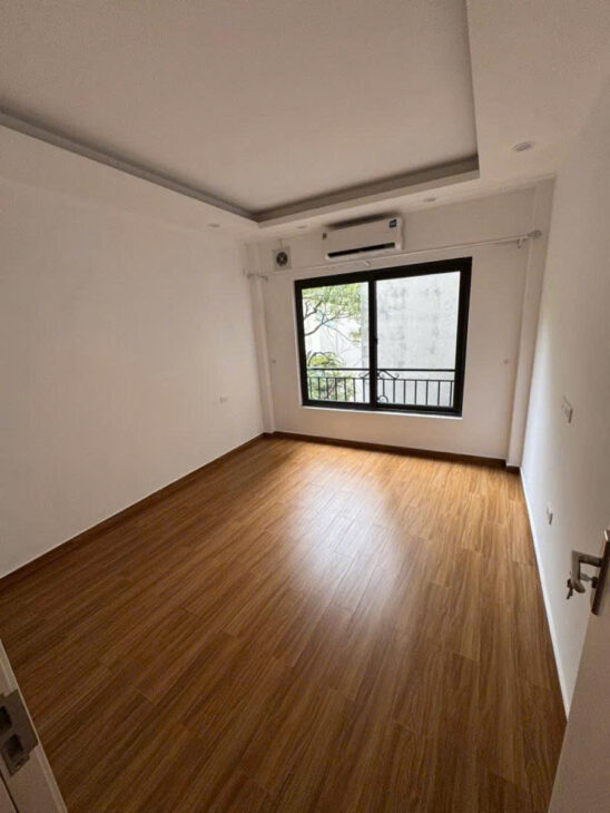 NHÀ MỚI KIM GIANG 5 TẦNG FULL Diện Tích 35m2 5 tầng mặt tiền 3.4m Giá 8.1 tỷ