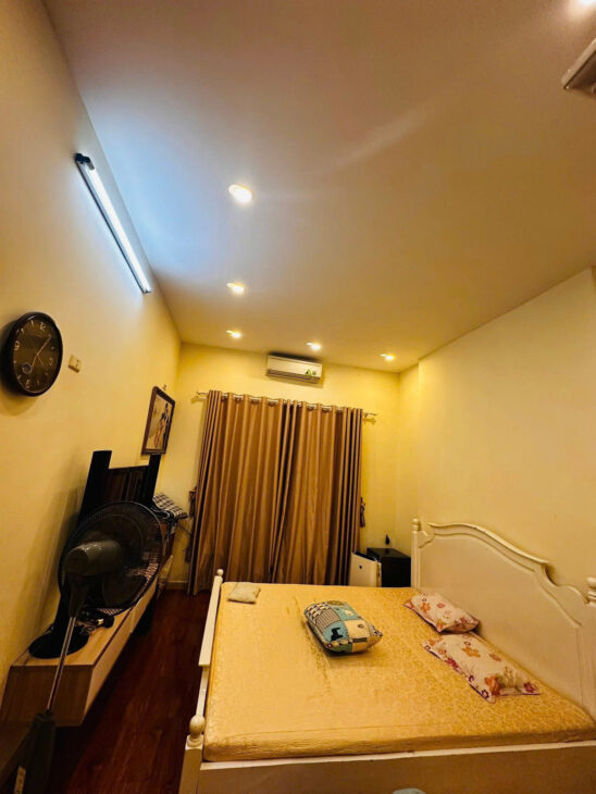 NHÀ ĐẸP GIẢNG VÕ Nhà Mới Diện Tích 47m2 4 tầng mặt tiền 3.8m Giá 12.8 tỷ