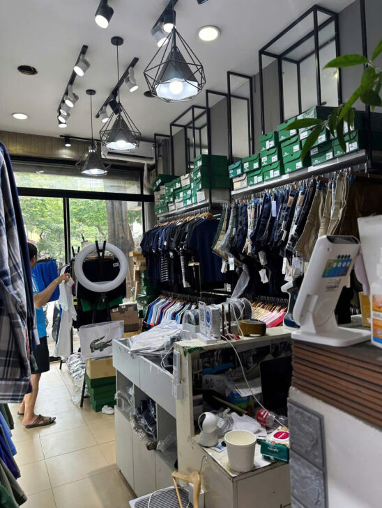 MẶT PHỐ TRẦN QUÝ KIÊN – VỈA HÈ RỘNG – KNH DOANH 39m2 5 tầng mặt tiền 3.2m giá 18.3 tỷ