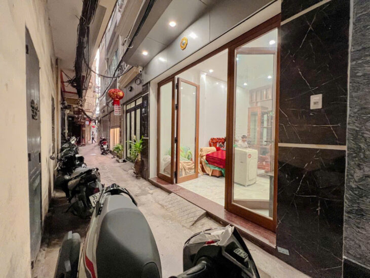 DỐC TAM ĐA NHÀ ĐẸP – TẶNG NỘI THẤT – 43m2 5 tầng mặt tiền 3.9m Giá 12.3 tỷ