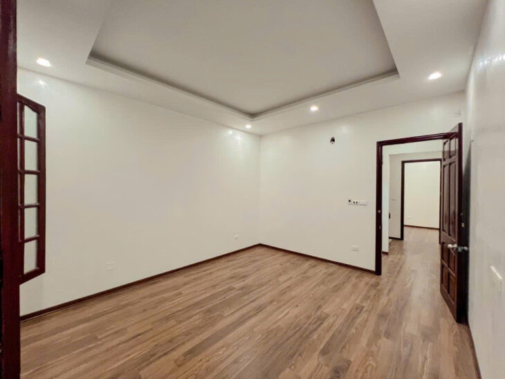 DỐC TAM ĐA NHÀ ĐẸP – TẶNG NỘI THẤT – 43m2 5 tầng mặt tiền 3.9m Giá 12.3 tỷ