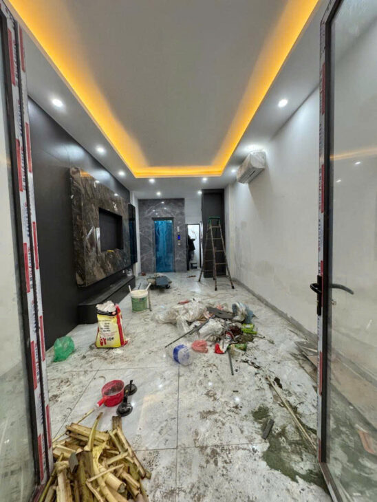 LÁNG TRUNG – NGÕ THÔNG – KINH DOANH – THANG MÁY 39m2 5 tầng mt 3.7m Giá 10.3 tỷ