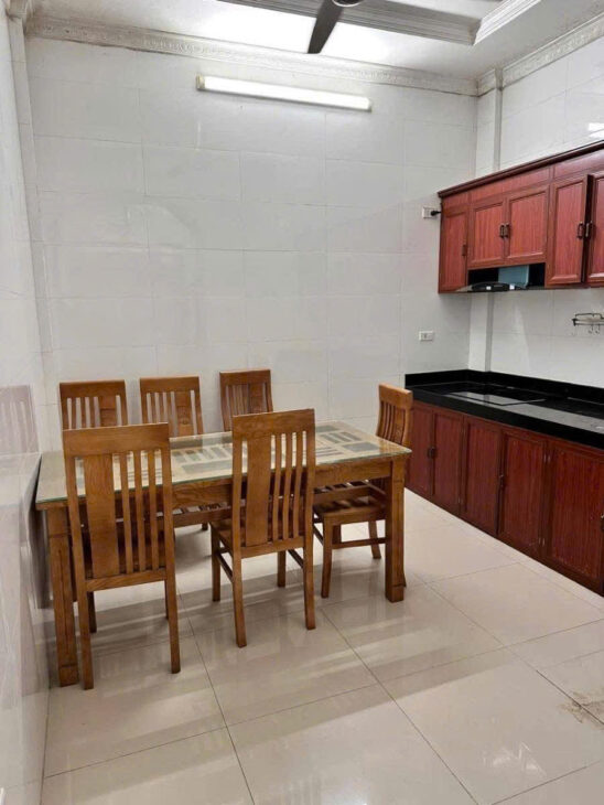 PL PHẠM TUẤN TÀI ÔTÔ – NGÕ THÔNG KINH DOANH Dt 35m2 5 tầng mt 3.4m Giá 16 tỷ