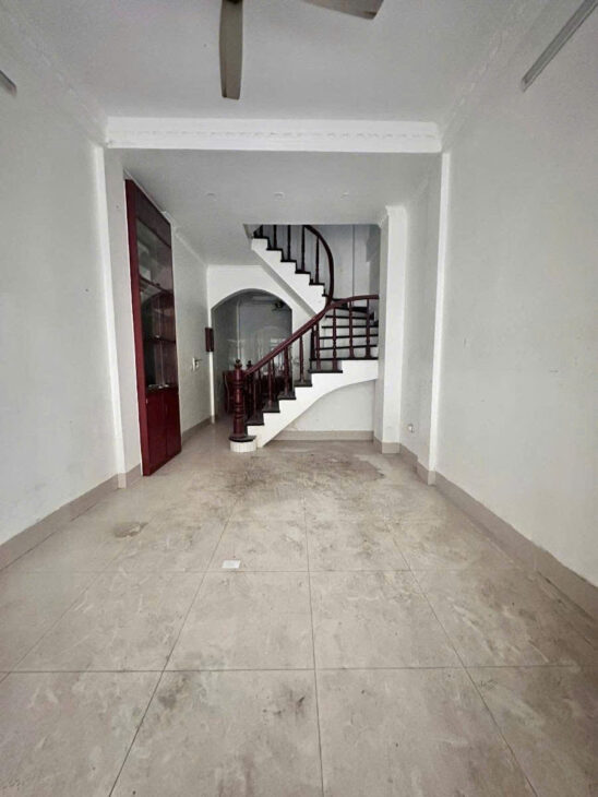 PL PHẠM TUẤN TÀI ÔTÔ – NGÕ THÔNG KINH DOANH Dt 35m2 5 tầng mt 3.4m Giá 16 tỷ