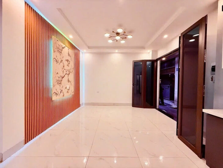 Bán Nhà Kim Hoa 27m2. 5 tầng. mặt tiền 6.5m. giá 6.9 tỷ Đống Đa hà Nội