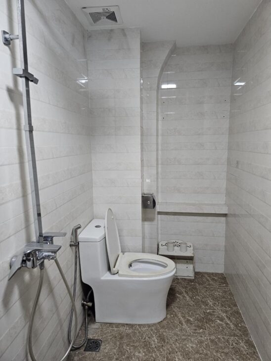 Nhà đẹp phố Vũ Tông Phan, lô góc, ô tô tránh, kinh doanh, 48m2, 5 tầng, 13.75 tỷ.