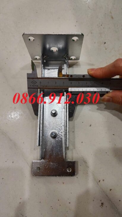 Pat ( Bas) đỡ bảng trượt, ke đỡ bảng trượt