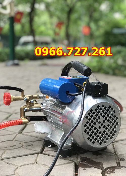 Máy phun thuốc, xịt rửa điều hòa cầm tay điều khiển từ xa Turbo TB1100