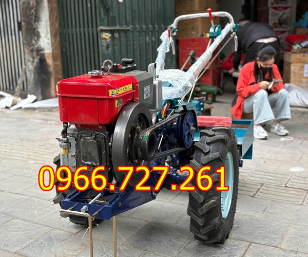 Máy xới đất chạy dầu dắt tay Quế Hoa GN61 đầu nổ D15