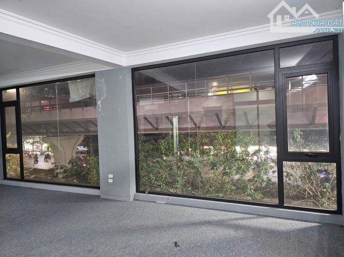 Cho thuê nhà mặt phố Ngô Thì Nhậm, 4 tầng x 45m², lô góc đẹp,mt 5m, kinh doanh mô hình