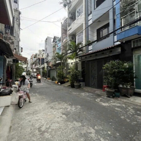 Nhà đẹp Ba Tháng Hai P11 Q10 DT 50M2 giá 6,3 tỷ, sổ hồng riêng