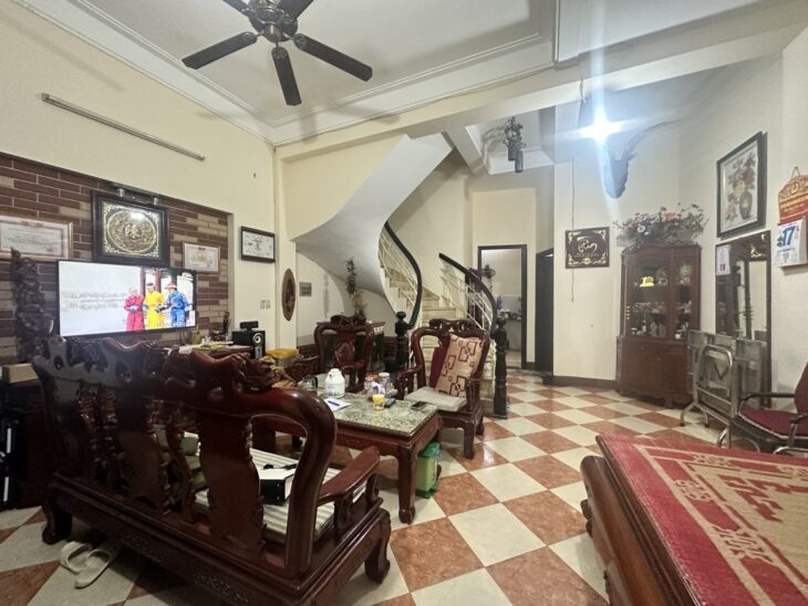 BÁN NHÀ NGỌC LÂM 21 tỷ 91m MẶT TIỀN 6m NGÕ Ô TÔ ĐỖ CỬA,KINH DOANH,LONG BIÊN